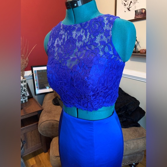 Royal Blue Sparkle Two-Piece Mermaid Lace Prom Dress - Picture 3 of 6